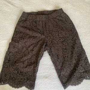 Gold Hawk Lace Bermuda Shorts 26